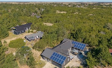 "Allen" - 1km from the sea 3