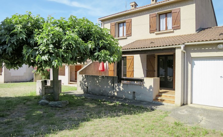 Volume II (MNI212) 1