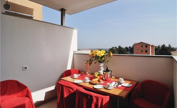 2-slaapkamer appartement in Nin waar huisdieren. 2