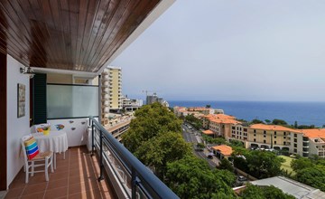 Wohnung mit Balkon und Aussicht in São Martinho 3