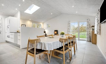 Beautiful home in Spøttrup with WiFi 3