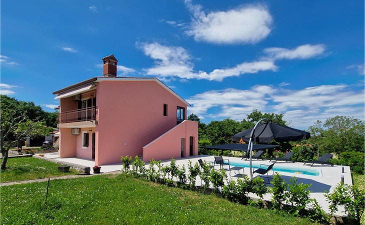 Beautiful apartment in Labin with WiFi 1