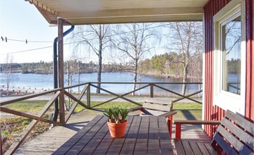 3 bedroom gorgeous home in Holmsjö 2