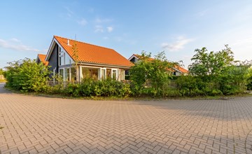 Zonnedorp 22  Holiday Home Anoes Renesse | Beach-nearby Comfort in Zeeland 3