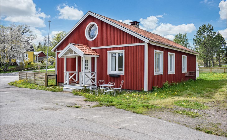3 bedroom beautiful home in Blankaholm 1