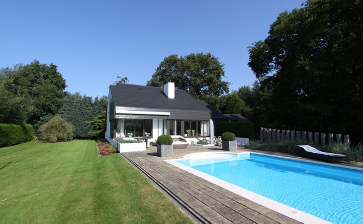 Jan van Renesseweg 28 villa met verwarmd zwembad op toplocatie 1
