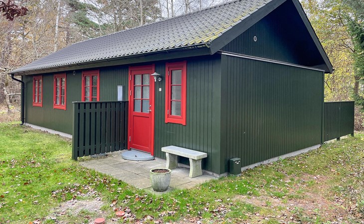 Nice home in Nexø with outdoor swimming pool 1