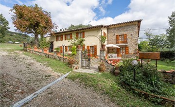 Awesome home in Dicomano FI 2