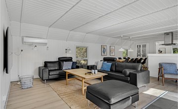 Nice home in Blåvand with sauna 3