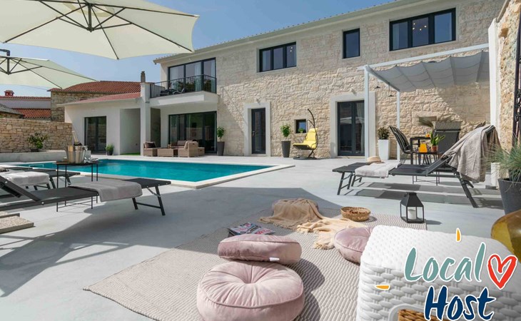 Designer Villa Simone - Modern und Heritage Style 1