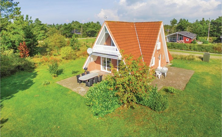 Lovely home in Skjern with WiFi 1