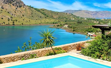 Du Lac Omega Villa Privater Pool 3