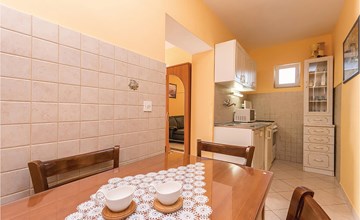 2 bedroom awesome apartment in Bibinje 3