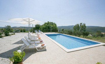 4 bedroom amazing apartment in Labin 3