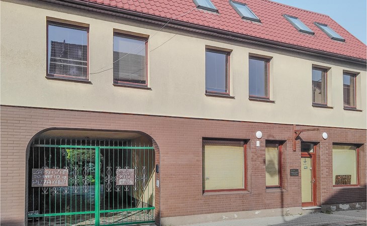 7 bedroom stunning home in Nowe Warpno 1
