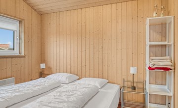 "Fenia" - 350m to the inlet 2