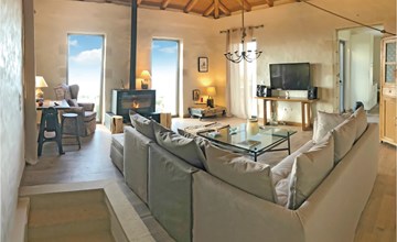 Maison Elia with private pool 3