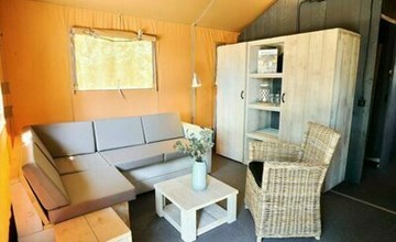 Six-person Villa Tent 3