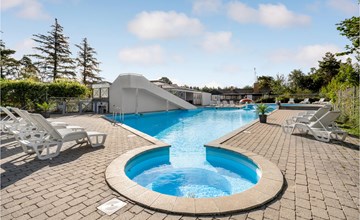 Awesome home in Humble with WiFi 2