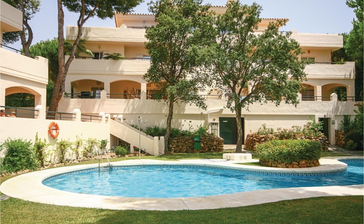 2 bedroom awesome apartment in Cabopino 1