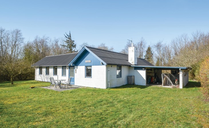 2 bedroom nice home in Roslev 1