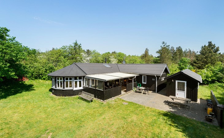 4 bedroom beautiful home in Skjern 1