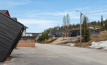 Skivillas 47 ukkohalla (a7) 3