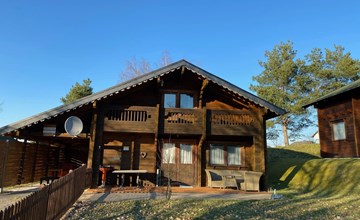 in Meiserich mit Terrasse und Garten 2