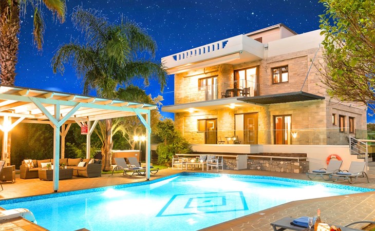 Mirsini Villa Privater Pool Jacuzzi 1