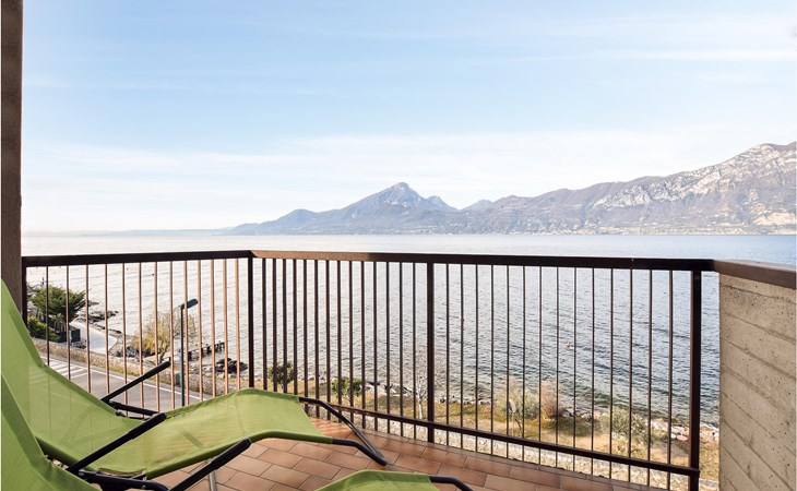 Cozy apartment in Castelletto di Brenz. 1
