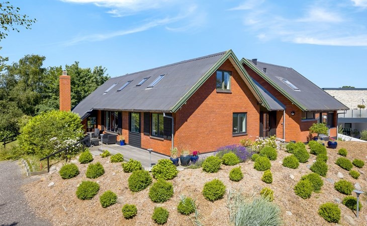 "Solvey" - 400m from the sea 1