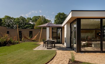 Villa L-Bloomingdale | 6 Pers. 2