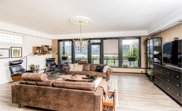 Gorgeous home in Vestnes with WiFi 3