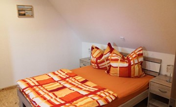 Haus am Wasser in Emden 3