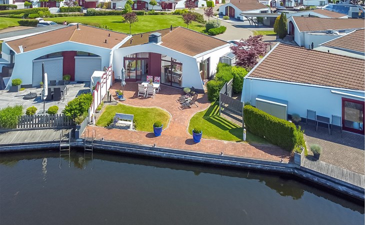 2 bedroom nice home in Lemmer 1