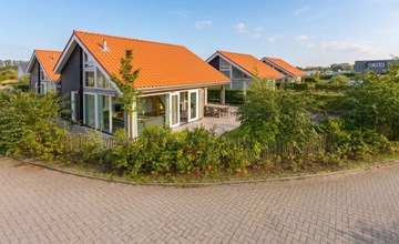 Zonnedorp 22  Holiday Home Anoes Renesse | Beach-nearby Comfort in Zeeland 2