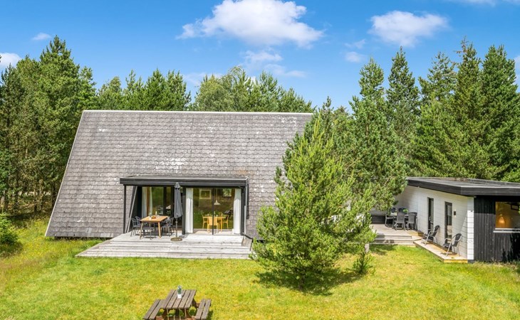 "Peta" - 1.6km from the sea 1