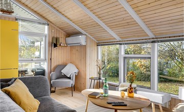 Awesome home in Juelsminde with kitchen 3
