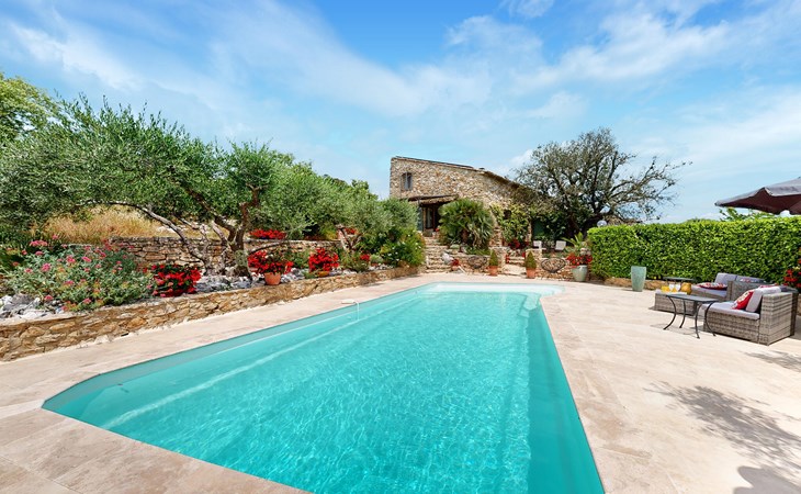 Gorgeous home in Fontarèches 1