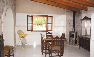 Nice home in Estellencs with jacuzzi 2