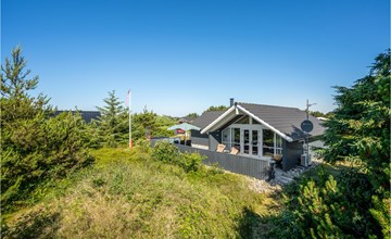 Lovely home in Hvide Sande with sauna 2
