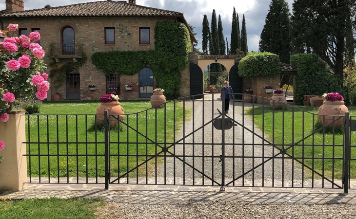 Wunderschöne Wohnung in Chiusi mit Gemeinschaftspool mit Panoramablick 1