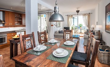 in Almuñécar mit Terrasse und Meerblick 2