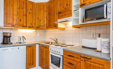 Bear Warden's Castle c18 2