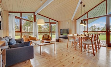 Amazing home in Spøttrup with kitchen 2