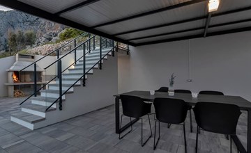 „Villa No Stress“ mit Infinity-Pool 3