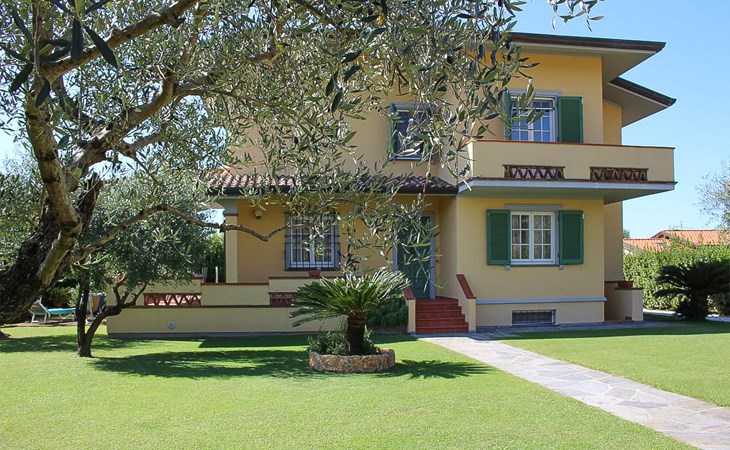 Beautiful home in Capezzano Pianore 1