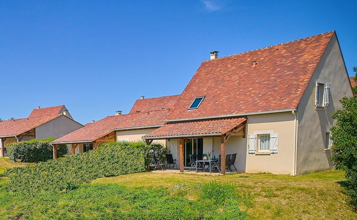 Villa 8p. 1