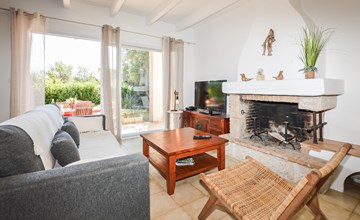 2 bedroom gorgeous home in Prunete 3