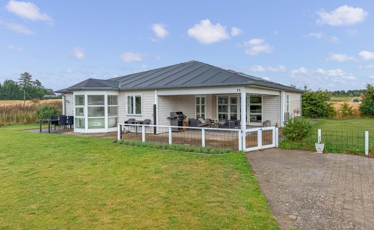 4 bedroom cozy home in Stubbekøbing 1